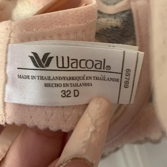 Wacoal Lost In Lace Bra - Picture 4 of 4